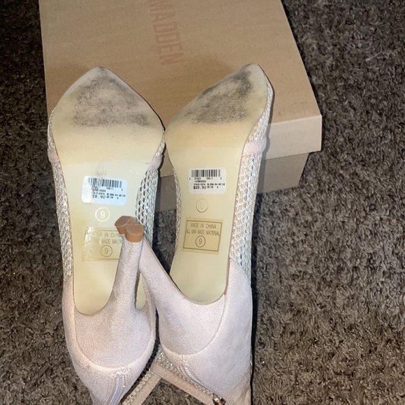 Shimmer gold heels - Picture 4 of 4